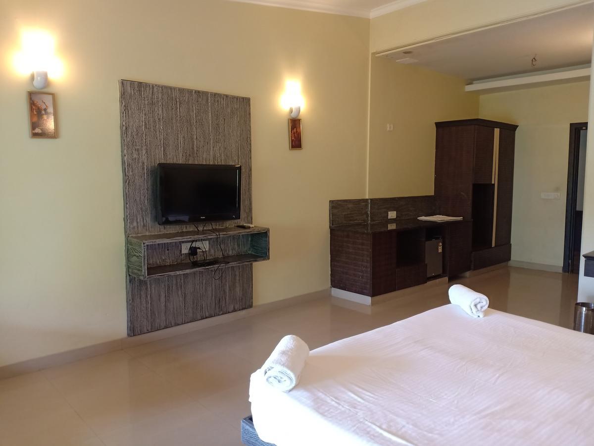 Mystica Resort Lonavla Exterior foto